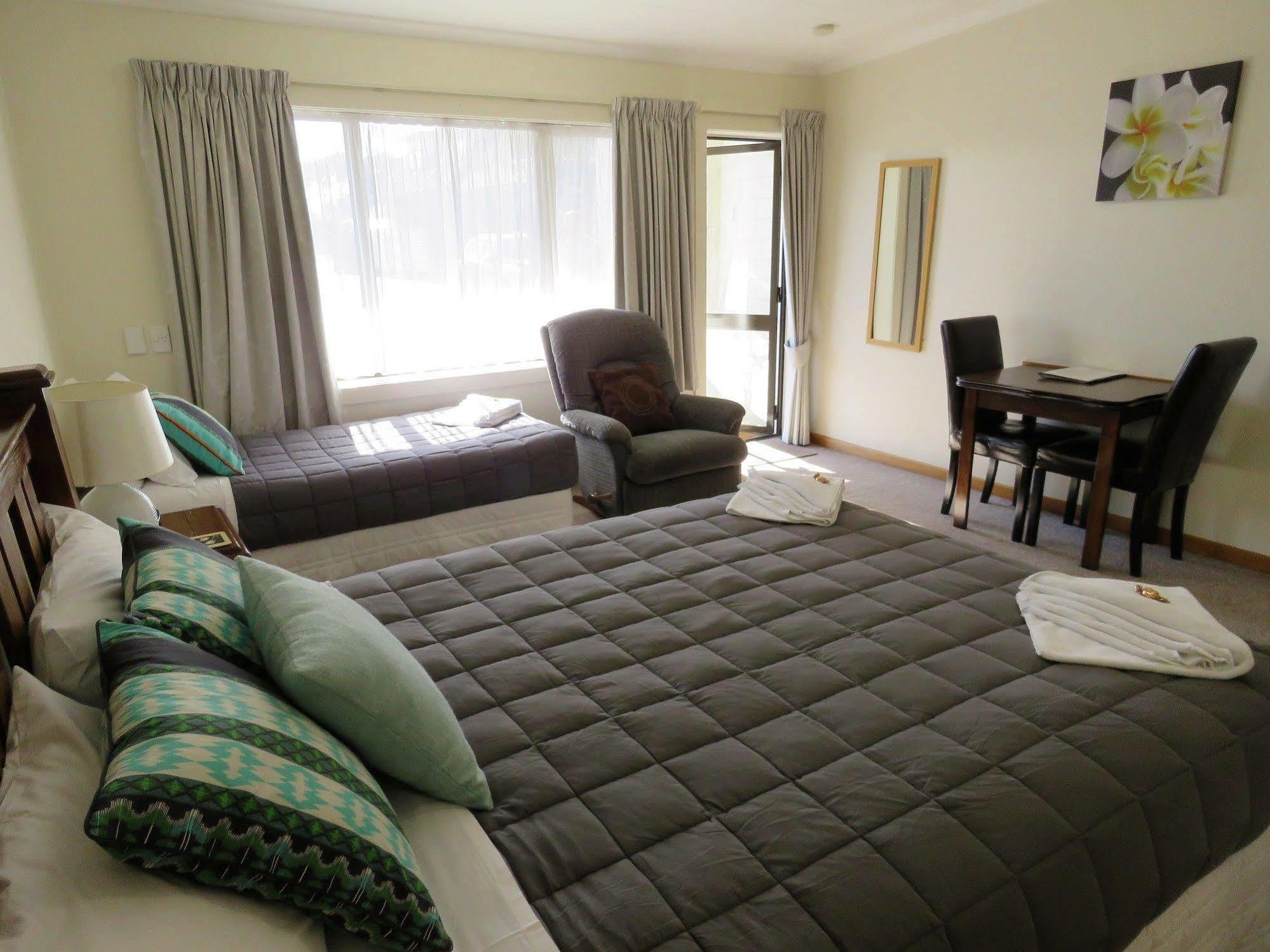 Yarrow Motel Invercargill Buitenkant foto